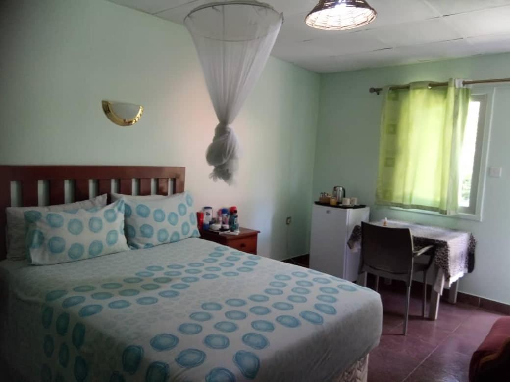 Gloria'S Bed And Breakfast Livingstone Exterior foto