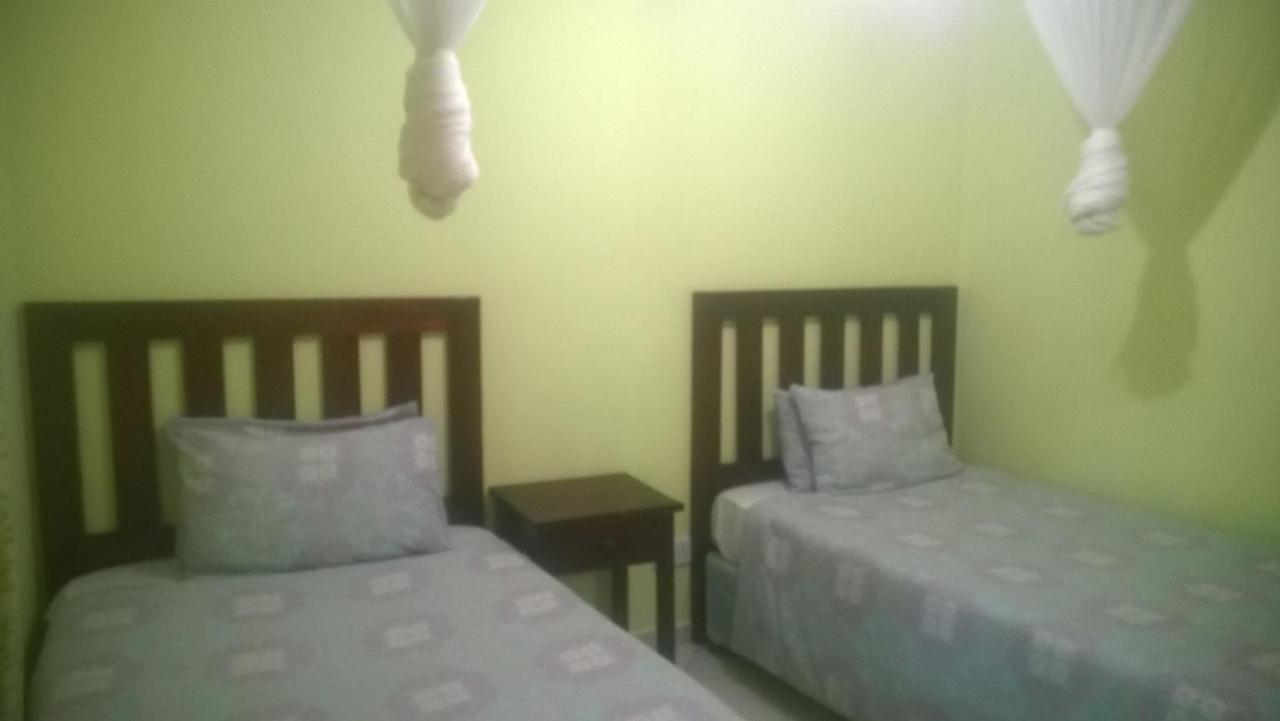 Gloria'S Bed And Breakfast Livingstone Exterior foto